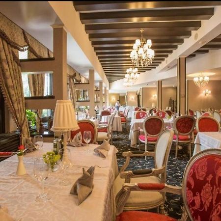 Alpin Resort Hotel - Apartamentele 2403-2404- Proprietate Administrata De Gazda Privata 포이아나브라소프 외부 사진