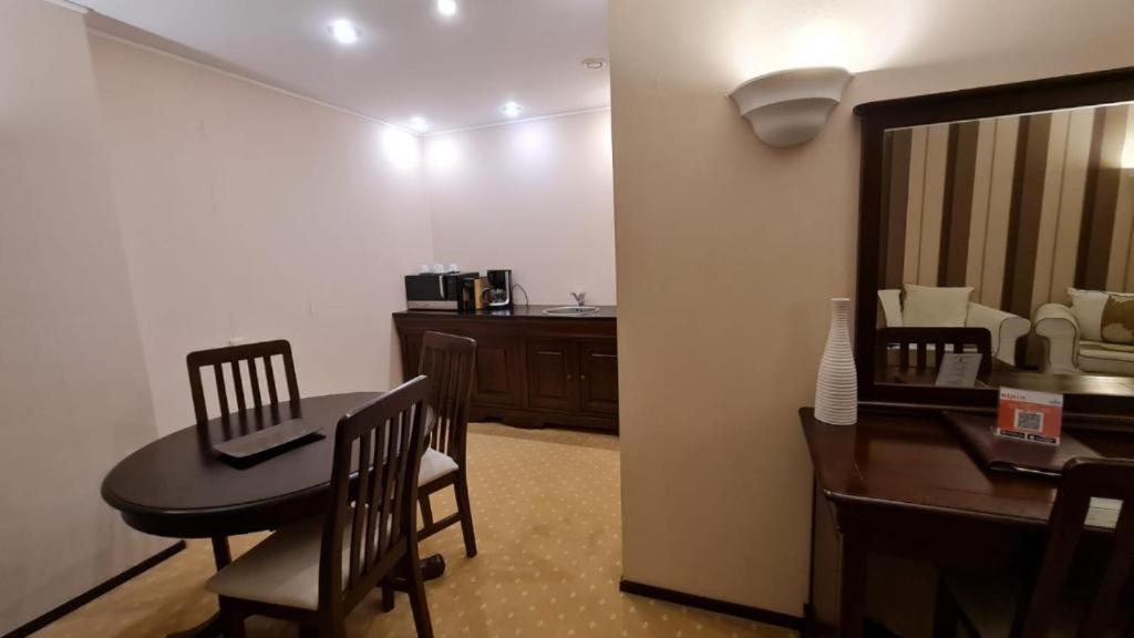Alpin Resort Hotel - Apartamentele 2403-2404- Proprietate Administrata De Gazda Privata 포이아나브라소프 외부 사진